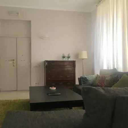 Apartment Manzoni *